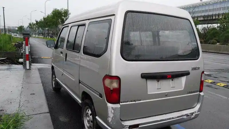 2010-12 五菱之光6376c3