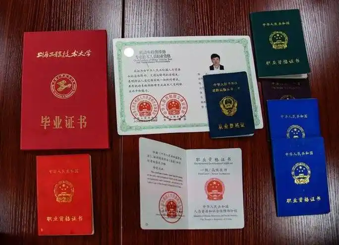 是什么力量让柏师傅您一路从普通工人,成长为高级技师,公司首席技师,"