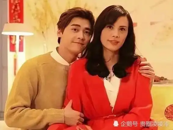李易峰妈妈对儿子的女友也很挑剔,女方既要长得漂亮,还要有和李易峰相