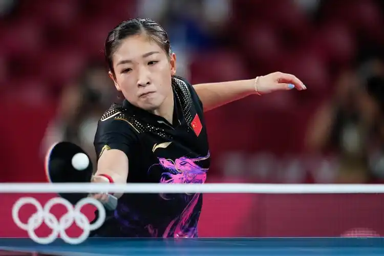 【乒乓球】樊振东月底回穗,刘诗雯:先把全运会打好