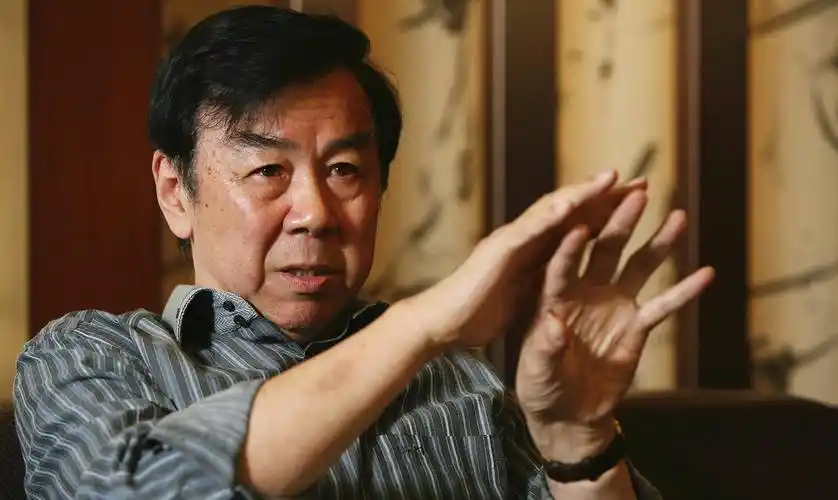 袁伟民_中国人_包括