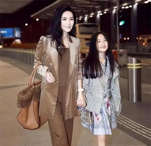 回顾:徐明病逝7年了,遗孀田海蓉的痴爱令人泪目