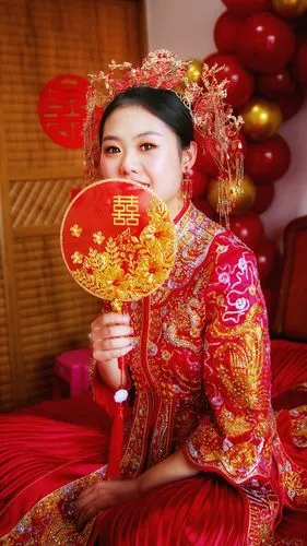 新娘子拍摄于婚礼现场等待中的新娘