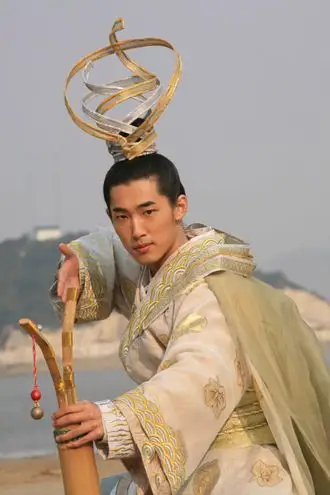 八仙全传中花龙的武器是什么?