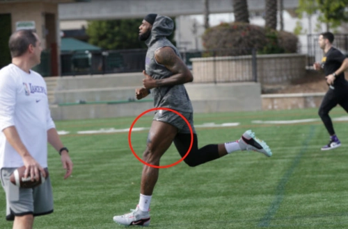 詹姆斯大腿近照曝光,如水桶般粗!超大面积纹缅怀科比纹身图