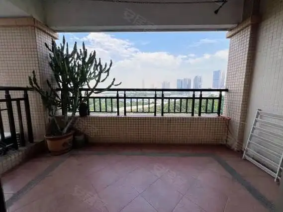 【多图】美林湖畔花园,东圃租房,三溪地铁口 商圈配套齐全 小区环境