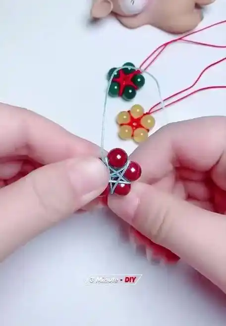 各种链子编织教程,转需~#手工编织#女人天生爱美丽的微博视频