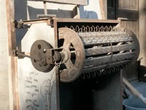 咸丰农村的注意,你家的谷子打得了.