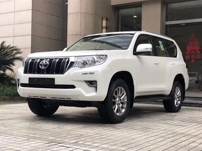 新款普拉多介绍2020款丰田霸道4000现车多图鉴赏