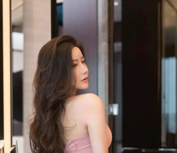 御姐女神李妍曦性感写真