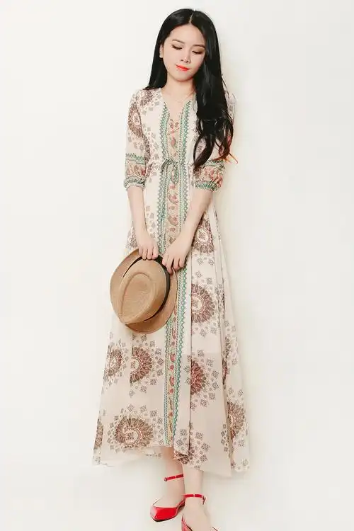 ta是为了夏天而诞生的单品,波西米亚连衣裙!