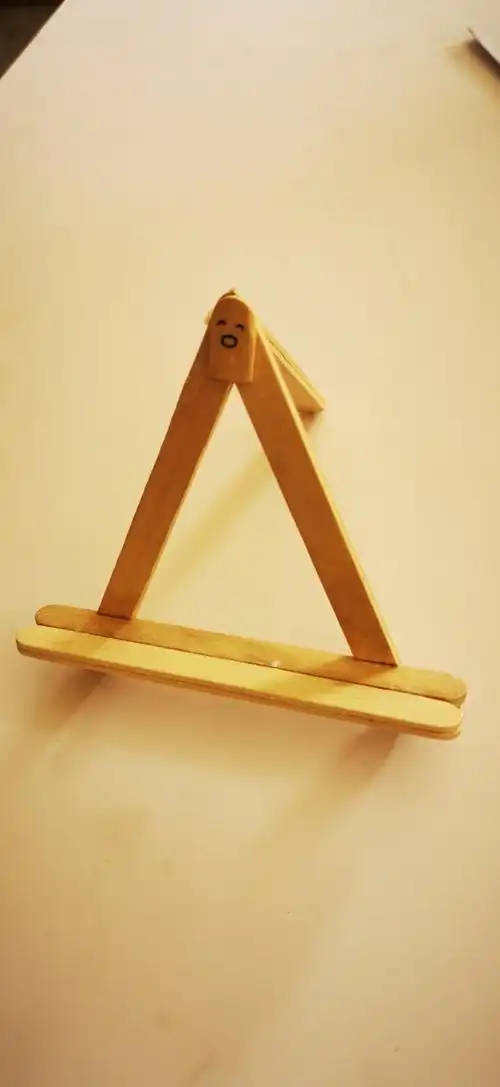 通用技术小制作(吸管,雪糕棒做手机支架)-福建省南安第一中学