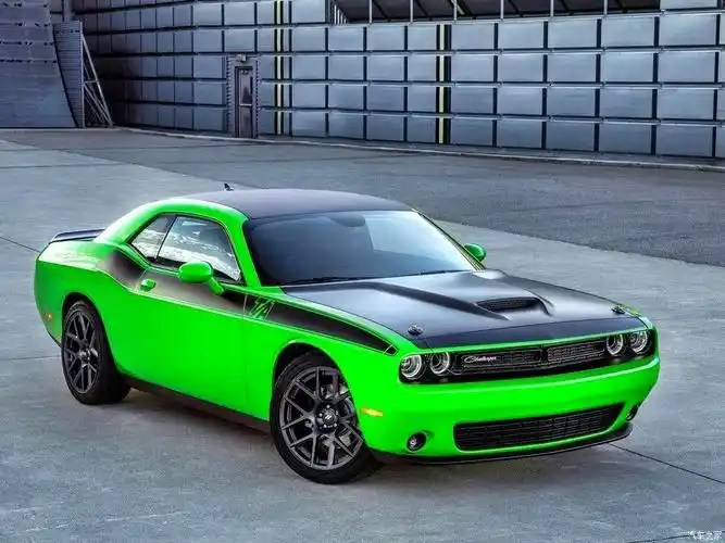 美国道奇挑战者地狱猫跑车#道奇挑战者地狱猫 #美式肌肉车 # - 抖音