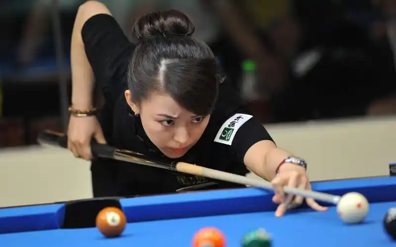 九球天后潘晓婷台球美女