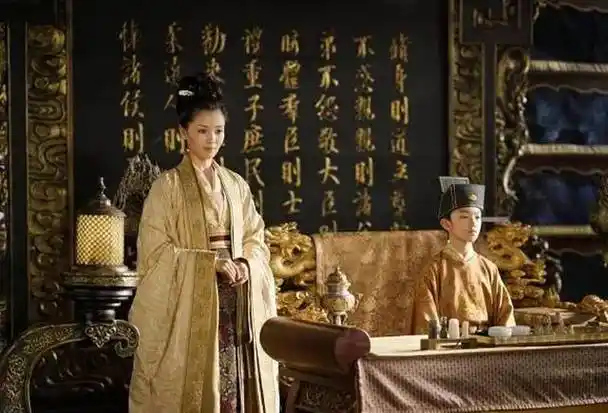 贤后曹氏与宋仁宗的畸形爱情_刘娥_宋真宗_赵祯