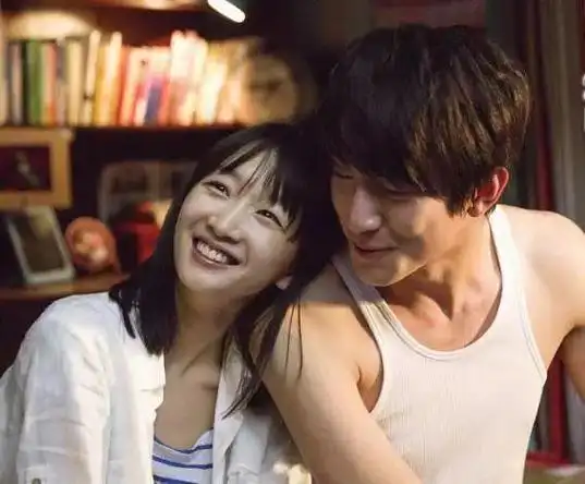 少年的你周冬雨易烊千玺主演,与易烊千玺搭戏(7)