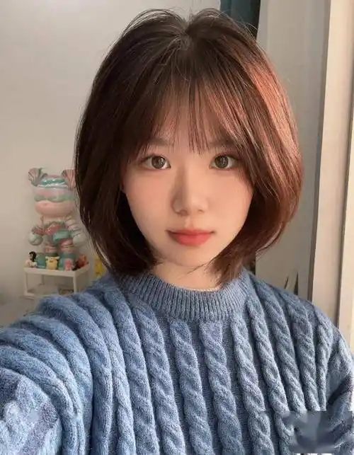 今年夏天,一定要试试少女感短发,太减龄了!_薄刘海_脸型_女生