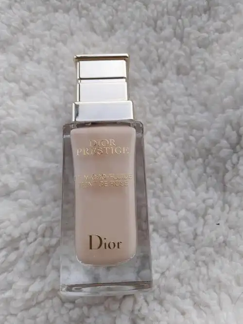 迪奥花蜜粉底液色号0n