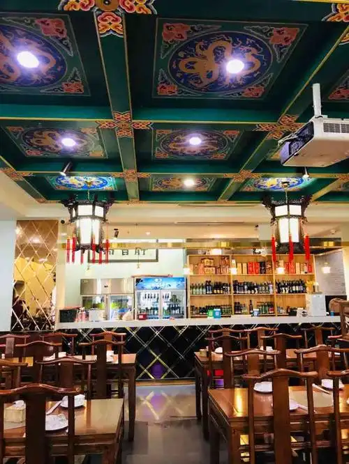 静香斋餐厅(十里堡店)-"本店为清真菜馆,菜量比较大,但是口味偏咸.