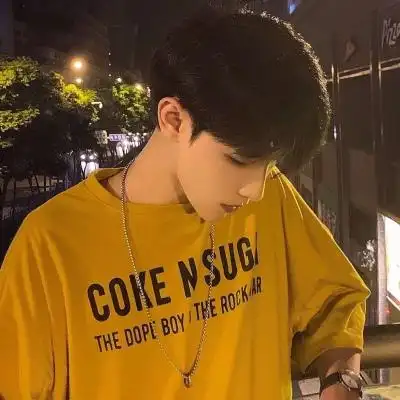 快手帅气成熟男生头像-所有温柔眷恋都是对你灿若星辰的喜欢