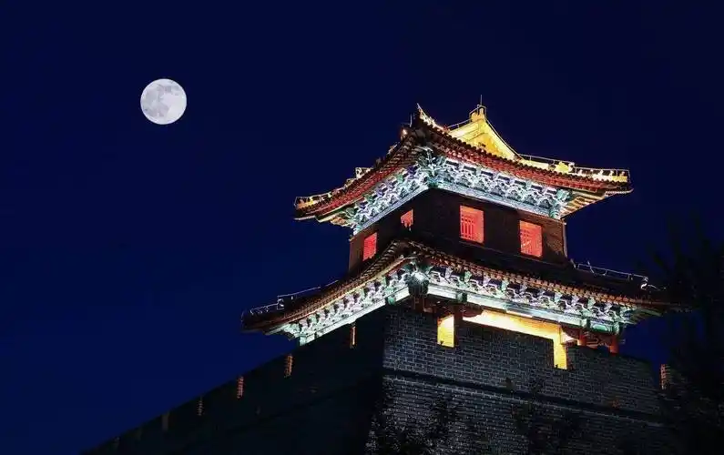 唐代一7岁孩子写的咏月诗,短短28字人小志气大,唐玄宗读完点赞