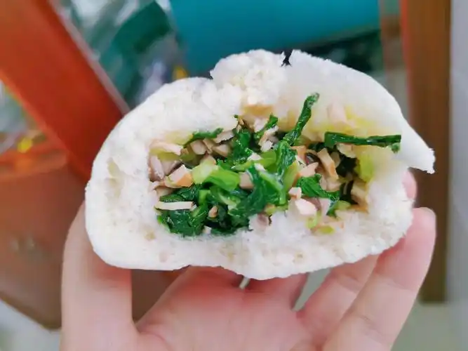 青菜香菇包