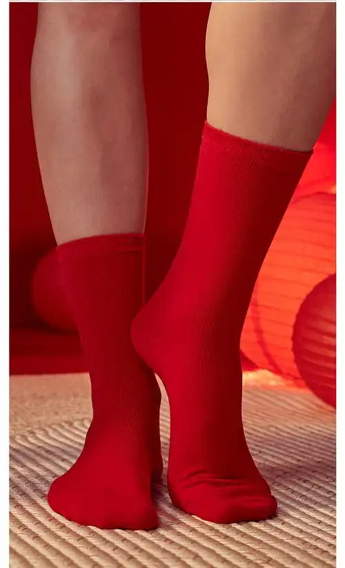 顶呱呱红袜子女士结婚本命年中筒袜婚庆踩小人属鼠长筒大红色袜子旗舰