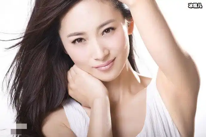 徐筠身份背景被扒如今步入中年还是未婚