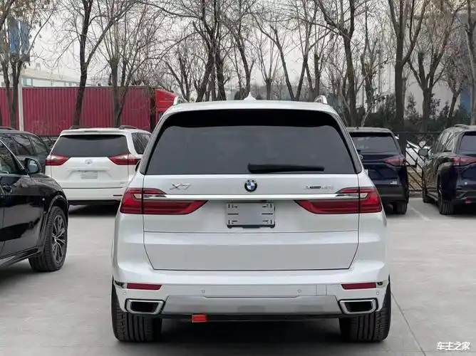 全新一代宝马x7实拍感受