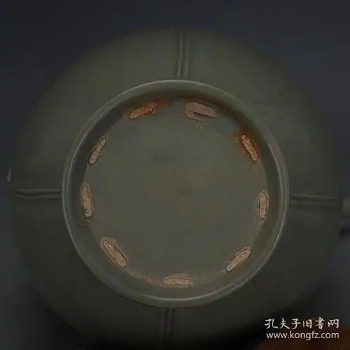 特价秒杀1600元宋代越窑青釉刻花支钉双系壶