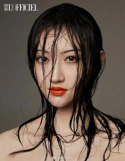 组图女明星湿发造型大pk倪妮清纯杨颖美艳哪一款是你的pick