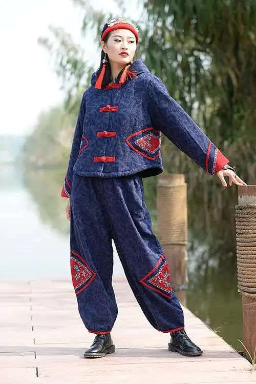 2019新款民族风套装女时尚新款中老年妈妈保暖冬装加绒夹棉两件套