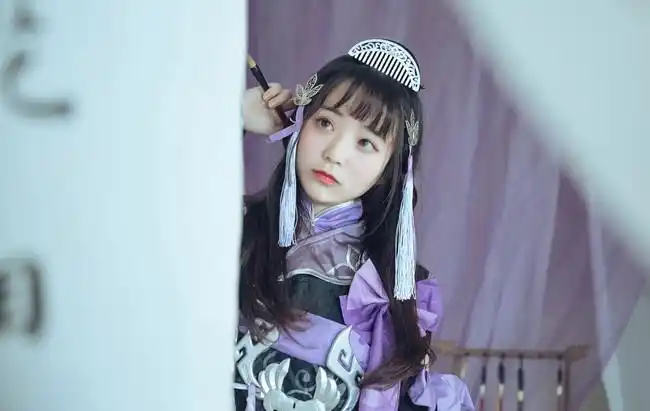 破军花萝预告读书读一半睡着了