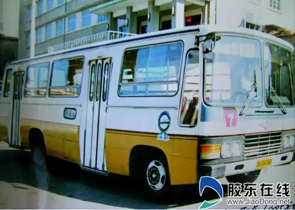 80年代使用的重庆产客车