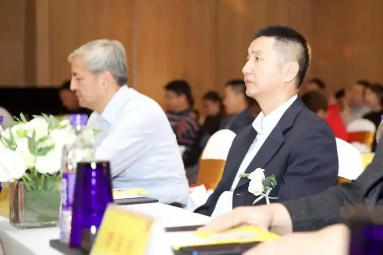 首页 热点 >> 正文     在启动仪式上,西藏奇正藏药股份有限公司副