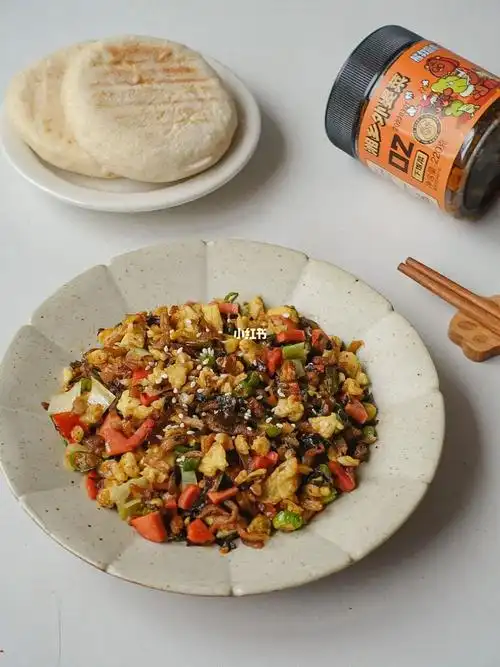 中式早餐03外婆菜炒蛋之素夹馍太好吃了吧