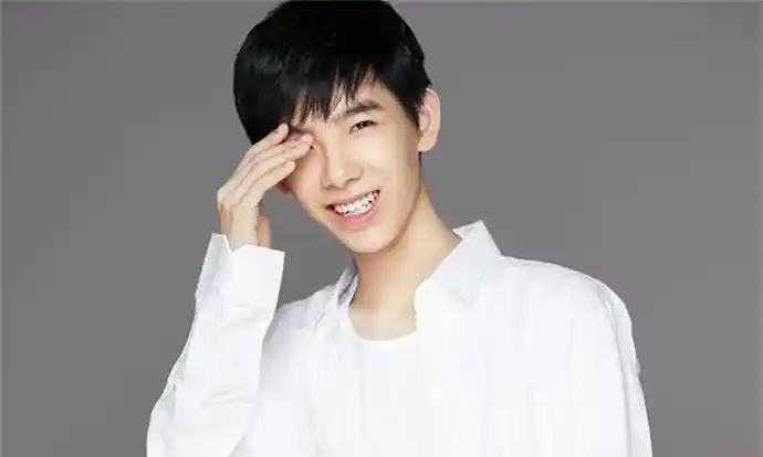 黄天崎长大的图片 黄天崎演过的电视剧全部