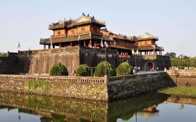 古代城池的军事防御措施鹿脚与地包护城河与入门桥