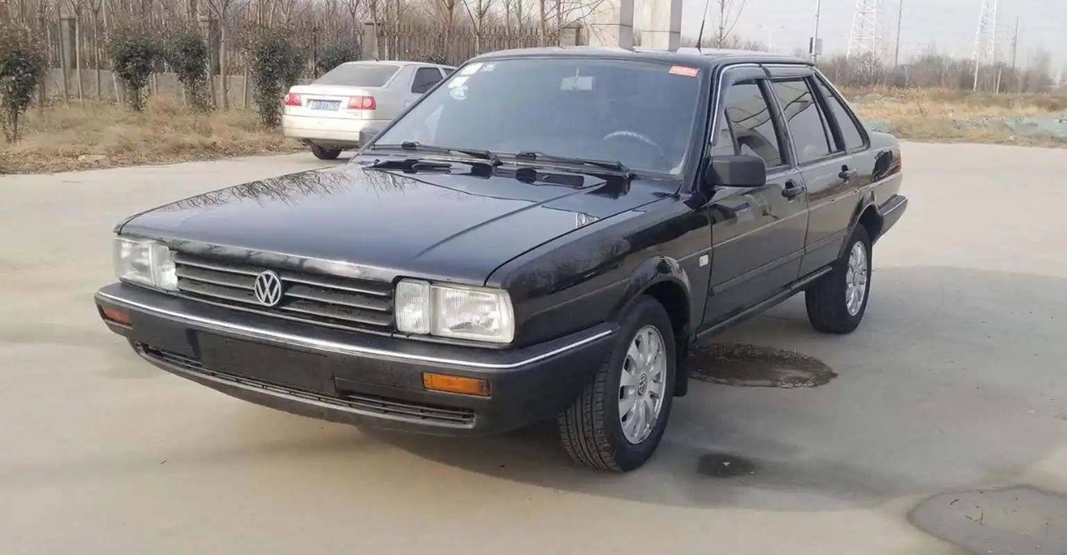 当年桑塔纳刚引入中国,德国大众建议卖8万,为什么后来卖18万?