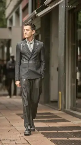 胡歌米兰时装周