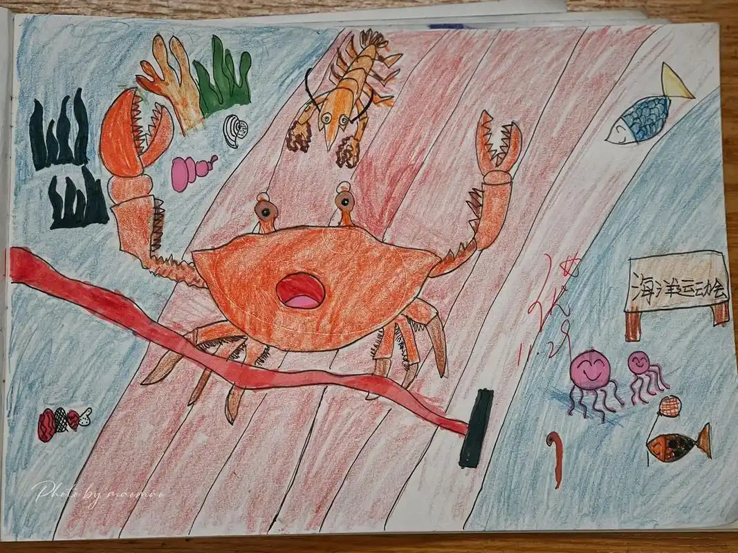 虾和蟹🦐🦀️.#爱画画的孩子 #儿童画作品 #童心童画  - 抖音