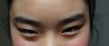 求鉴定,我是卧蚕眉,丹凤眼吗?照片是一点都没化过妆的