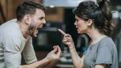 夫妻吵架后的区别