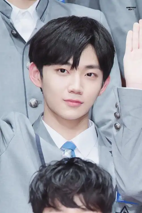 男版produce101 安烔燮 cr.logo