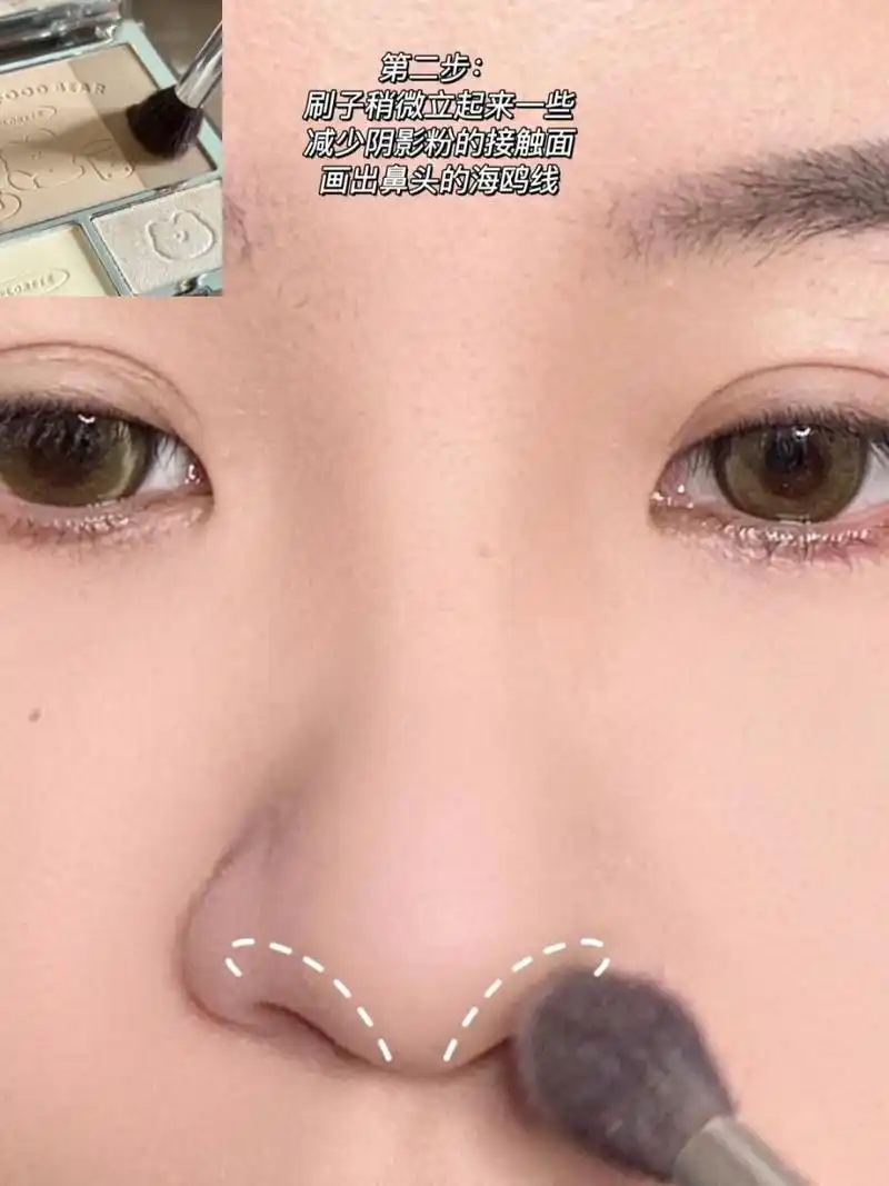 之前我修鼻子经常是从山根往下 结果山根窄显得鼻头更肉更宽 现在