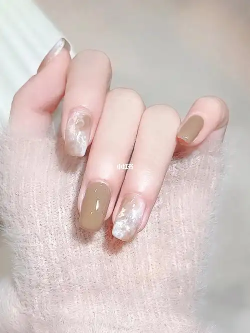 秋冬气质咖色美甲/ b温柔大理石纹晕染