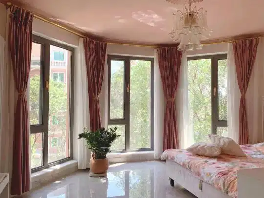 八角窗卧室装修效果图_小红书