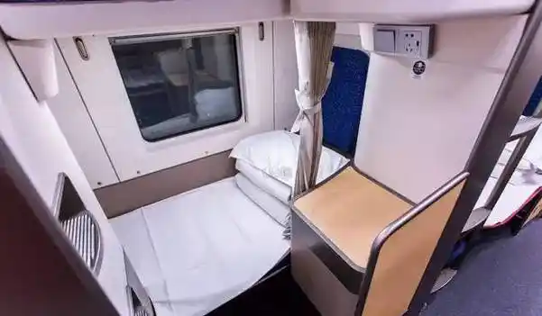 新型动卧每天在京沪间开行一对,北京南—上海d311次列车,上海—北京南