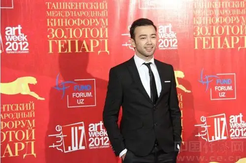 乌兹别克斯坦电影明星荟萃(组图)