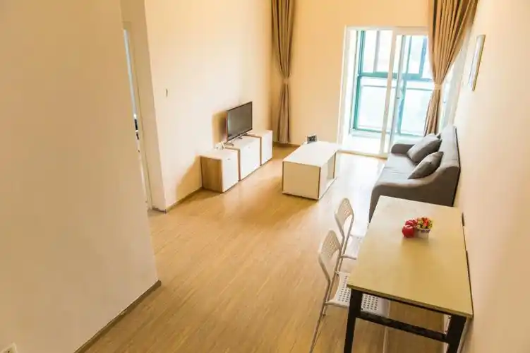 成都租房大观电梯套一1500多中介